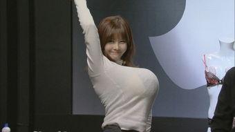 韩国女主播脱裙子视频,韩国女主播直播脱裙事件引发热议